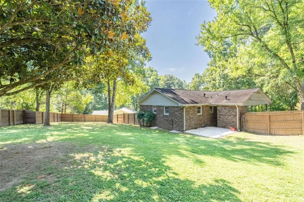 16 Eastdell Road Rome, GA 30161