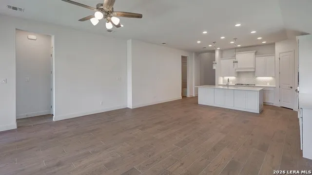 10218 Ryder Bend San Antonio, TX 78253
