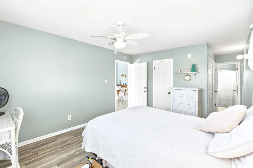 1651 Sandpebble Place Surfside Beach, TX 77541