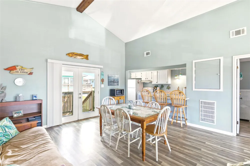1651 Sandpebble Place Surfside Beach, TX 77541