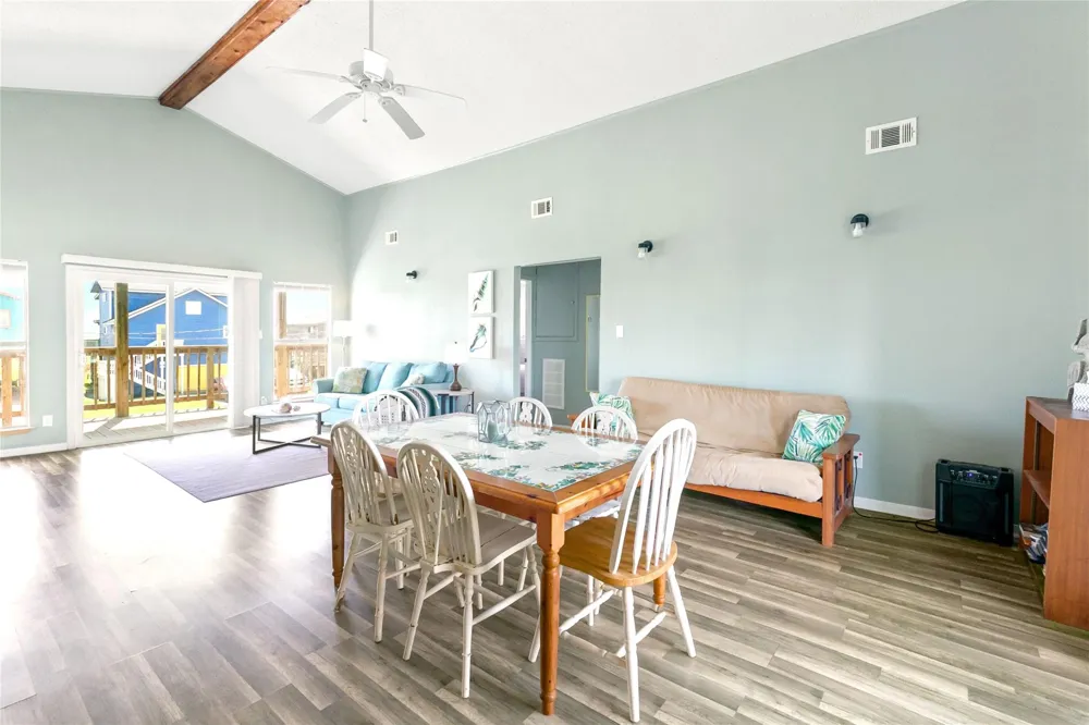 1651 Sandpebble Place Surfside Beach, TX 77541