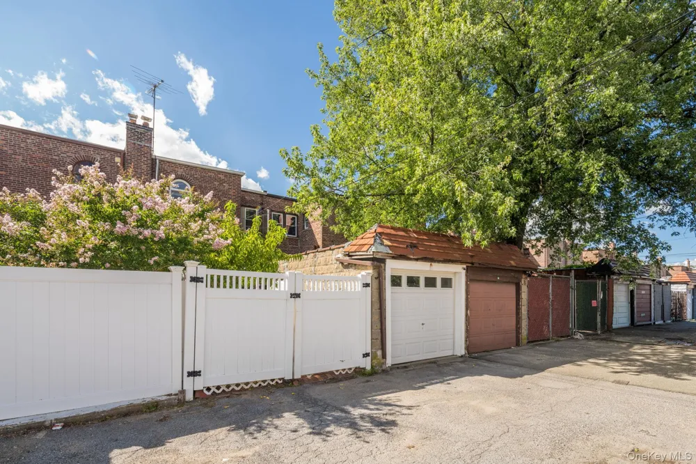 130-35 229th Street Laurelton, NY 11413