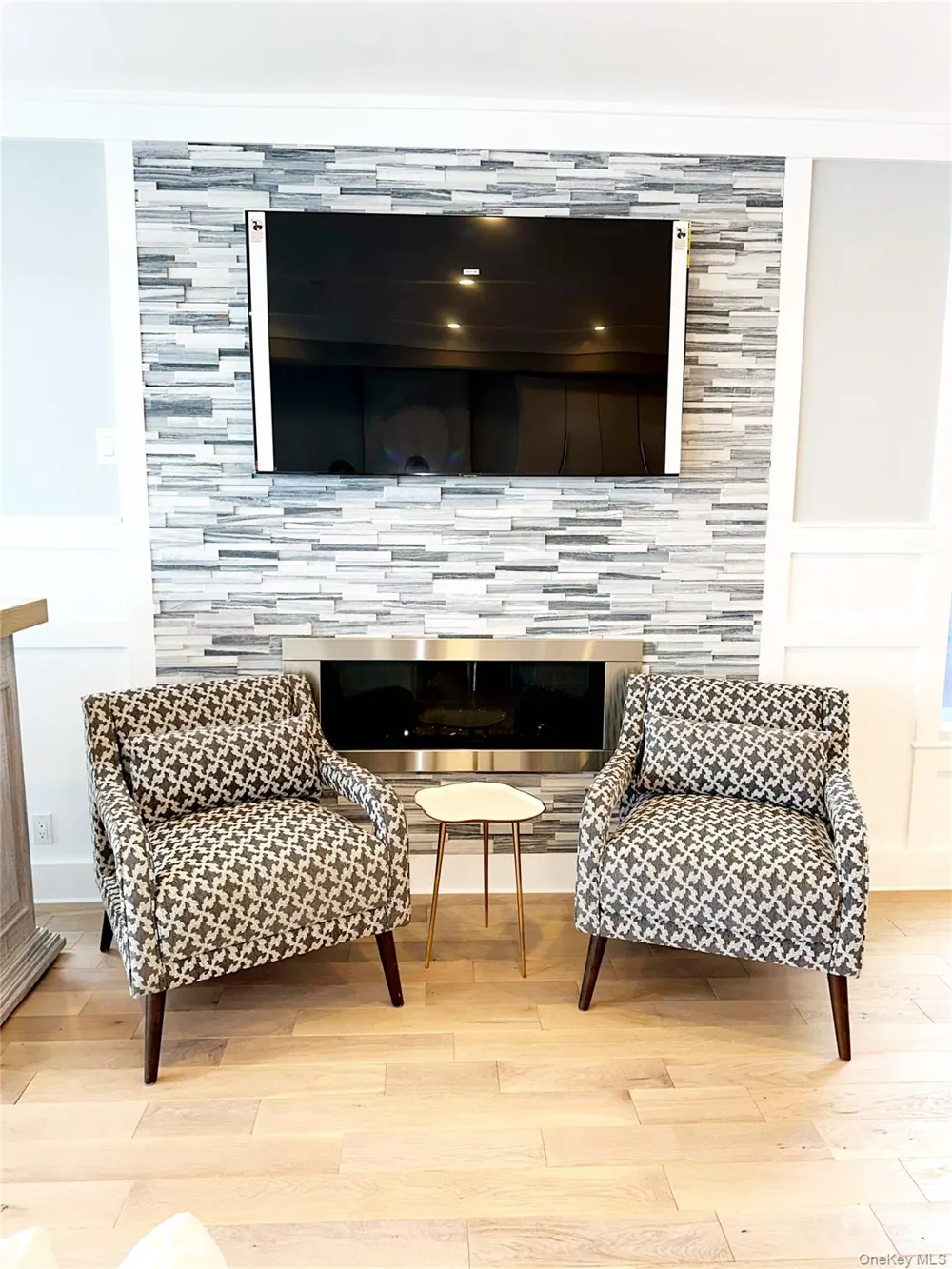 59 Orchard Beach Boulevard #B Port Washington, NY 11050