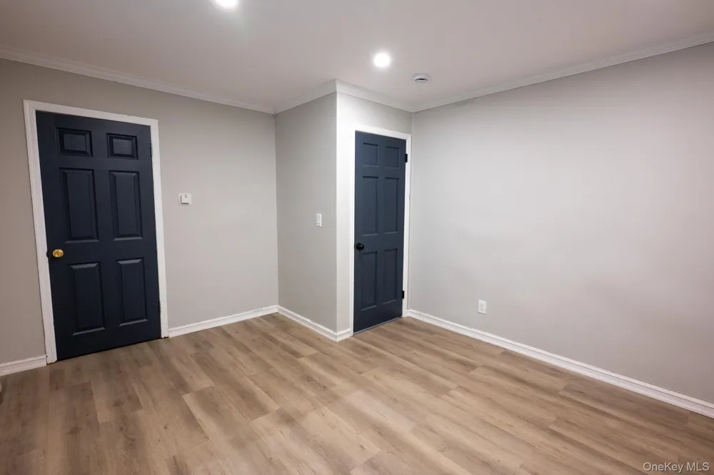 8 Silver Road Mastic Beach, NY 11951