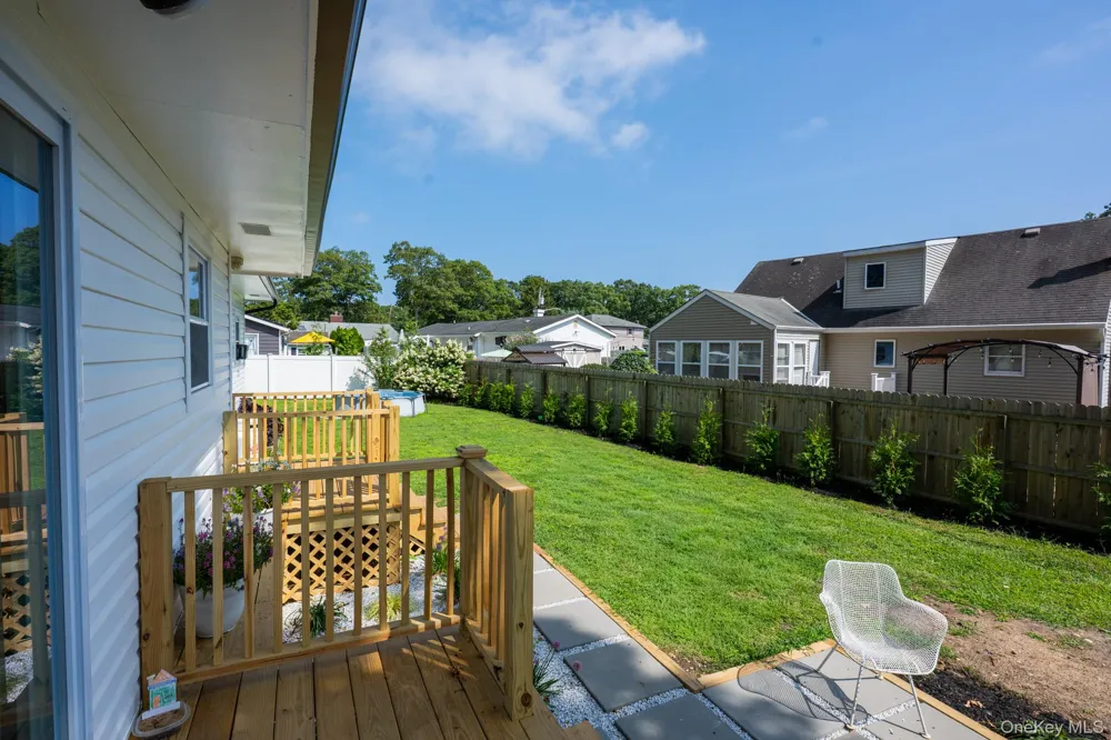 8 Silver Road Mastic Beach, NY 11951