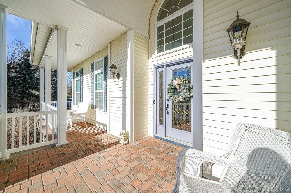3 Crossfield Court Shoreham, NY 11786
