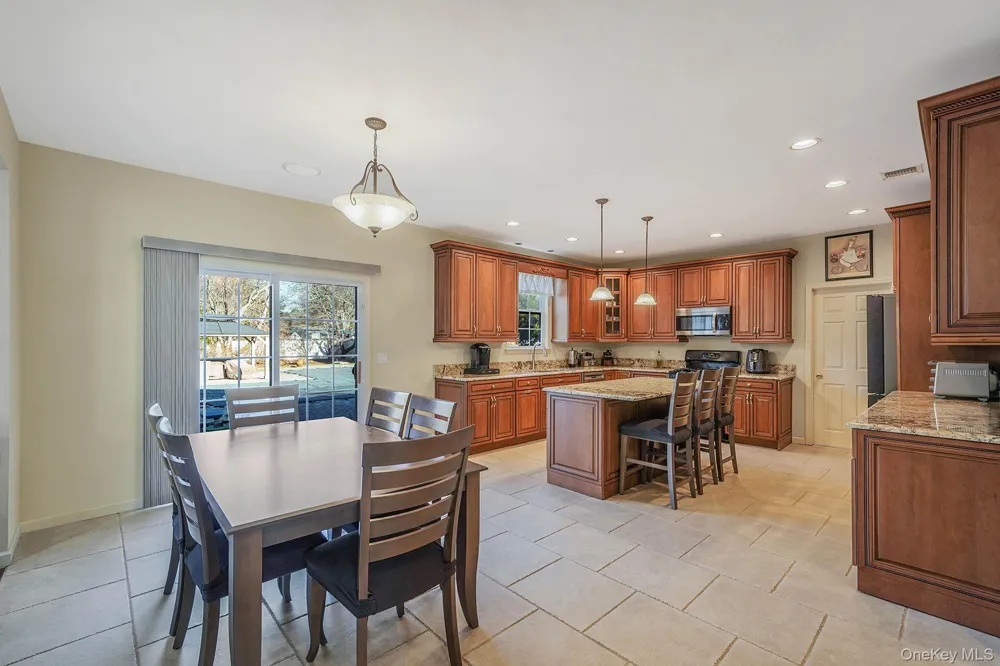 3 Crossfield Court Shoreham, NY 11786