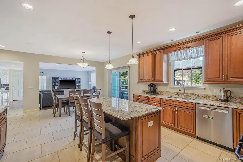 3 Crossfield Court Shoreham, NY 11786