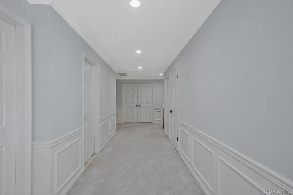 3 Crossfield Court Shoreham, NY 11786