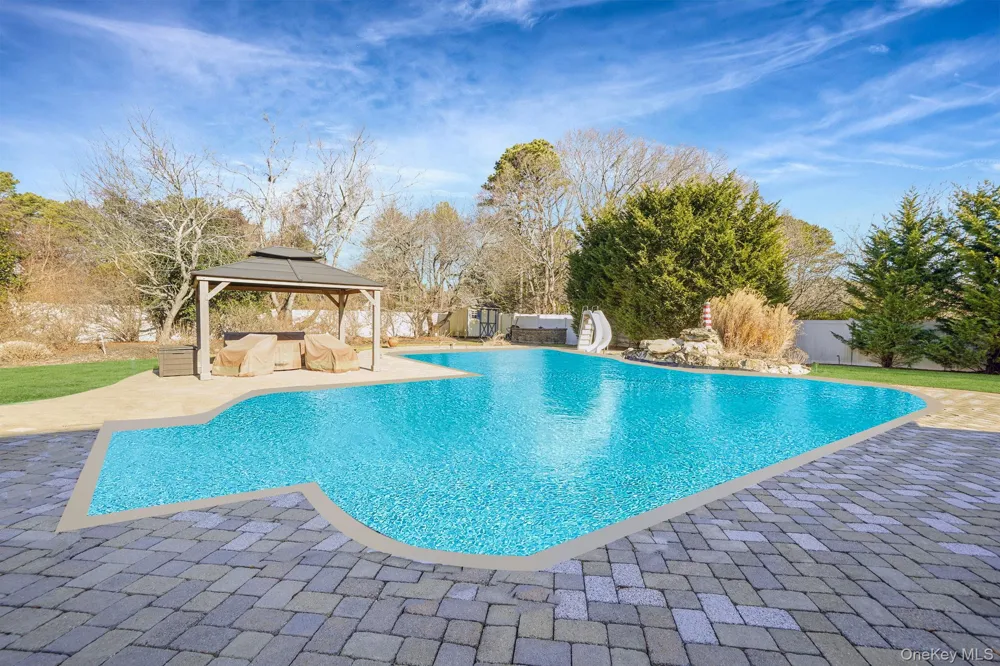 3 Crossfield Court Shoreham, NY 11786