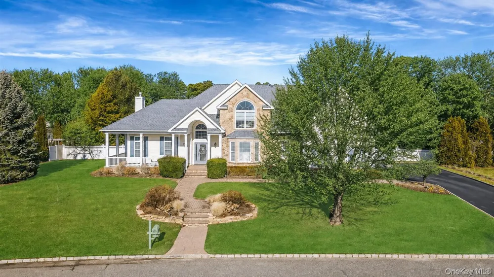 3 Crossfield Court Shoreham, NY 11786