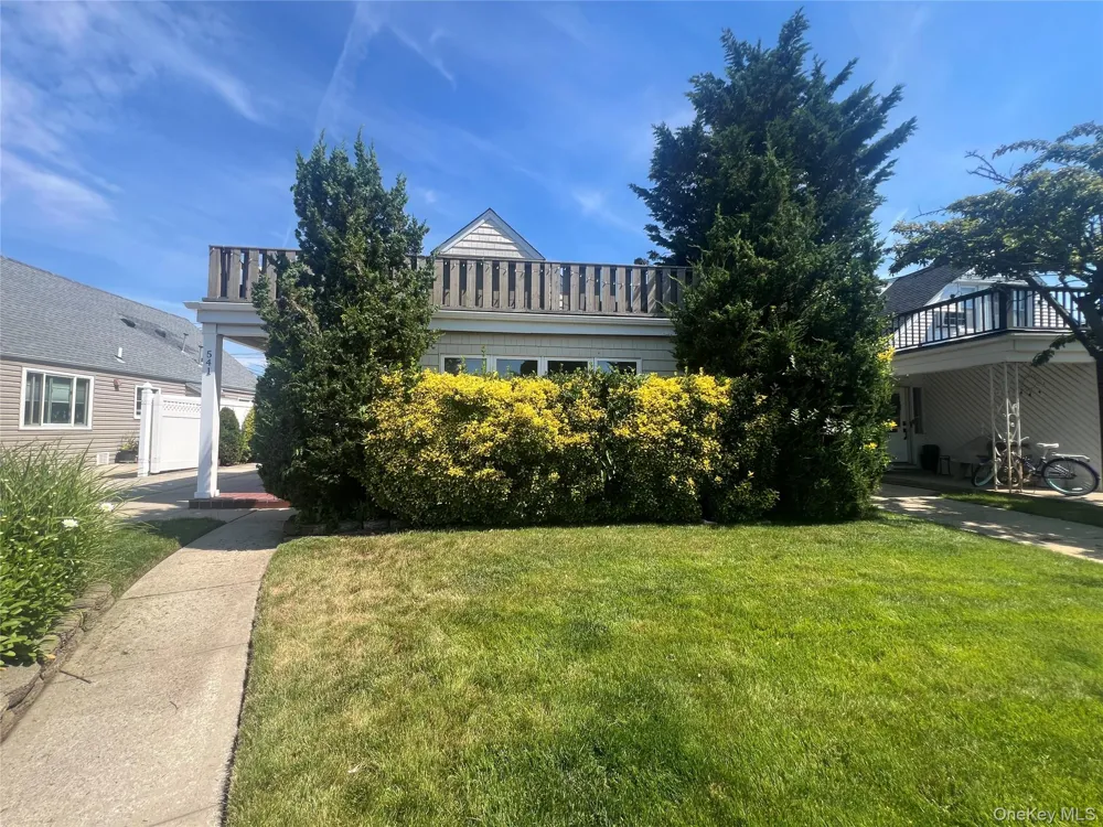 541 E Park Avenue #1st Floor Long Beach, NY 11561