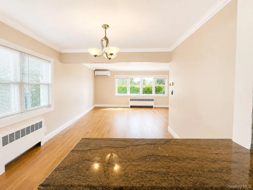 541 E Park Avenue #1st Floor Long Beach, NY 11561