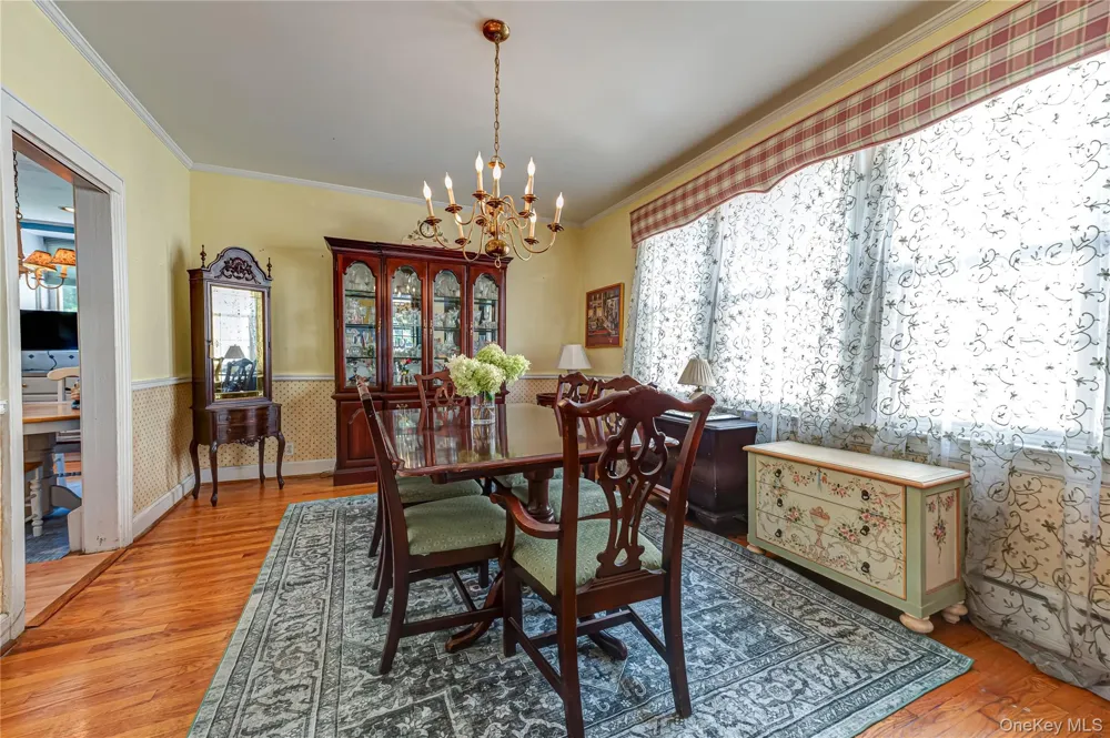 533 Marcellus Road Williston Park, NY 11596
