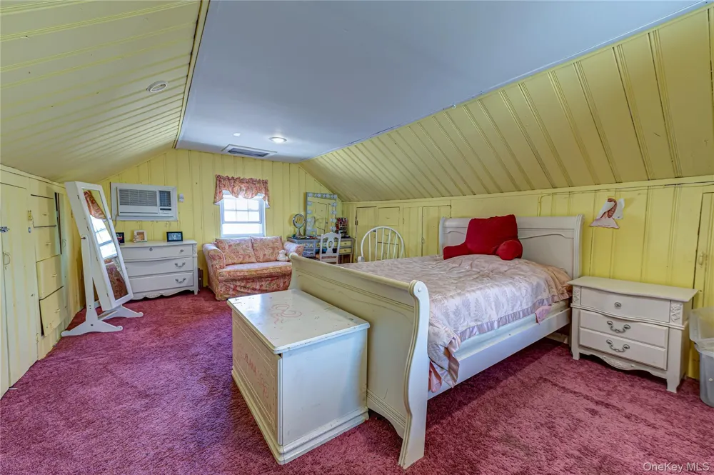 533 Marcellus Road Williston Park, NY 11596