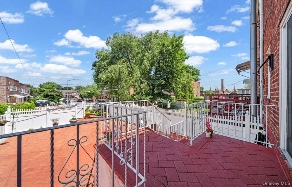 151-23 12th Road Whitestone, NY 11357