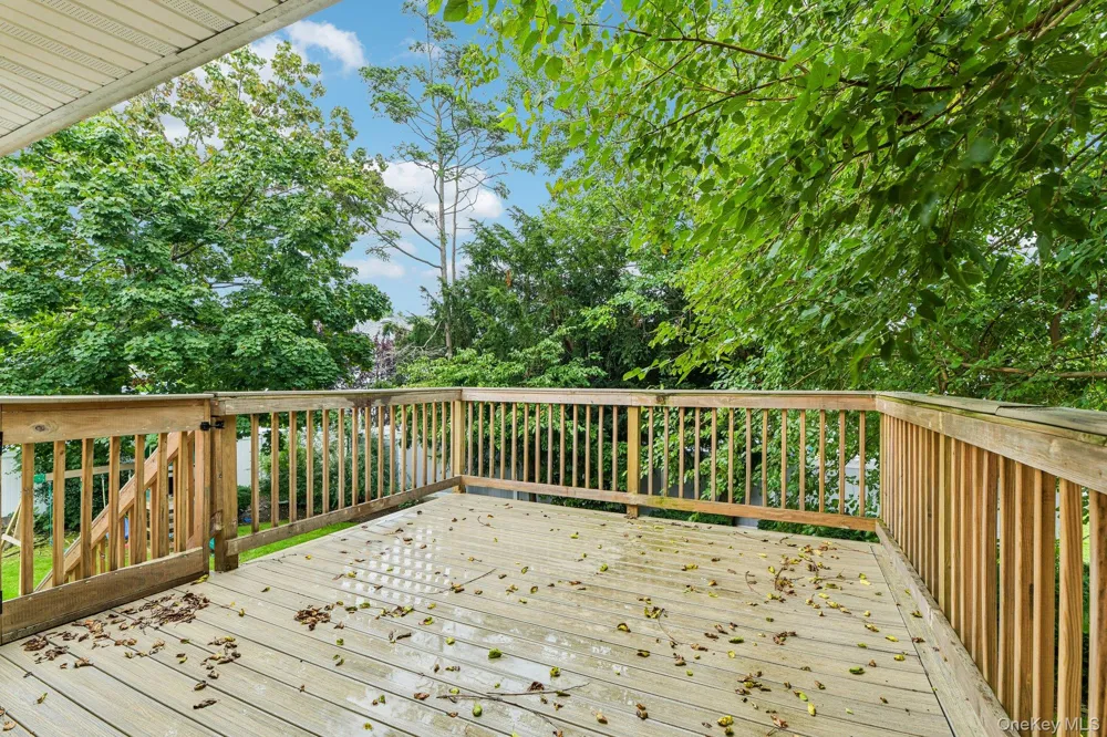 1114 Fordham Lane Woodmere, NY 11598
