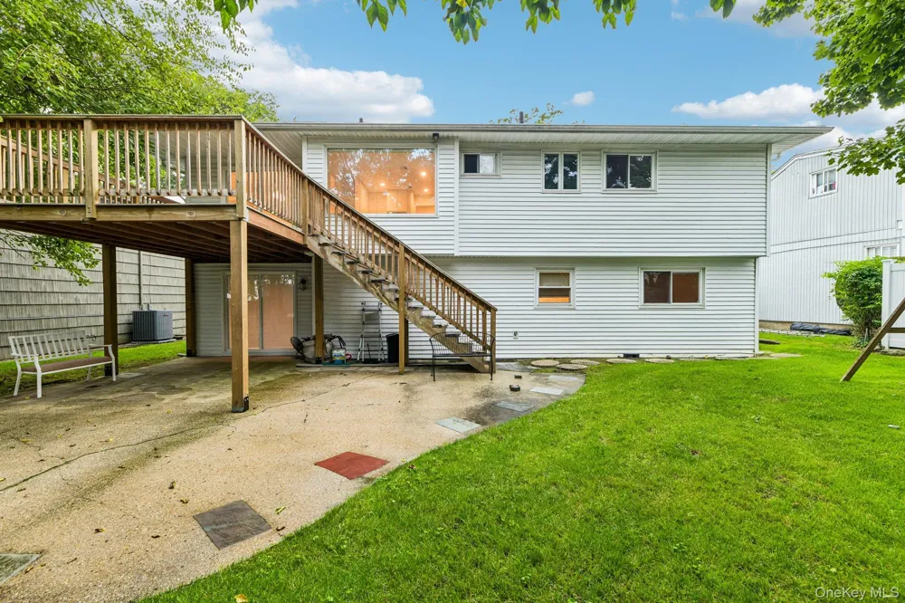 1114 Fordham Lane Woodmere, NY 11598