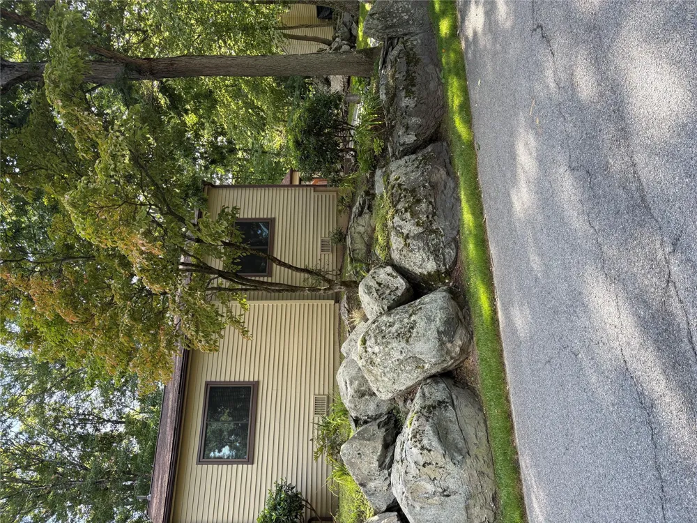 7 Ironwood Drive Highland Mills, NY 10930