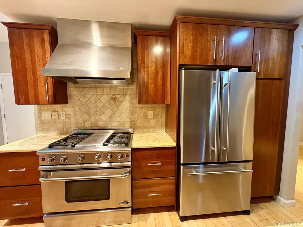 7 Ironwood Drive Highland Mills, NY 10930