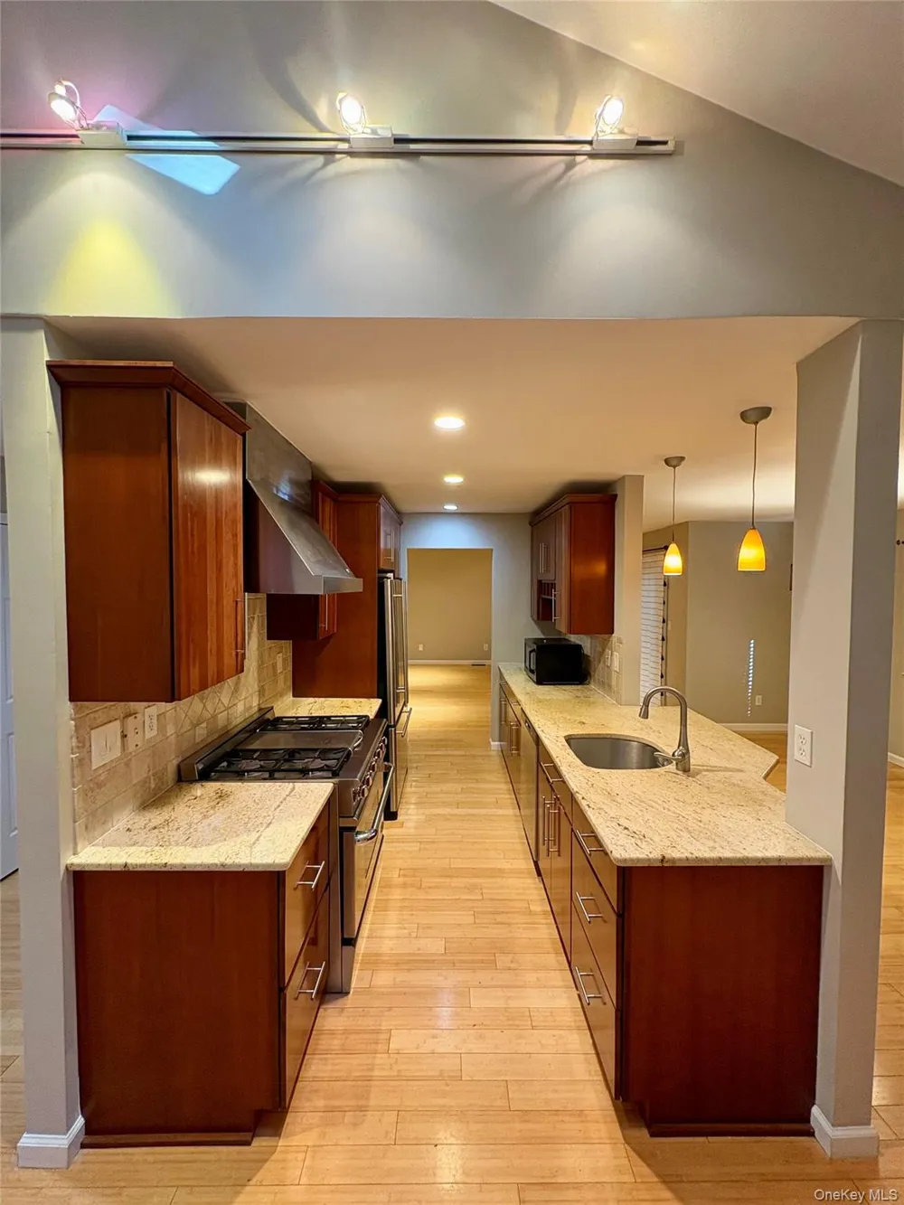 7 Ironwood Drive Highland Mills, NY 10930
