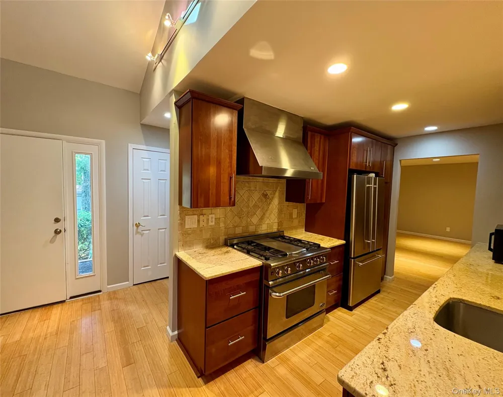 7 Ironwood Drive Highland Mills, NY 10930