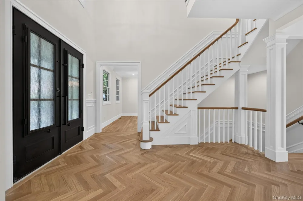 15 Glen Road Garden City, NY 11530