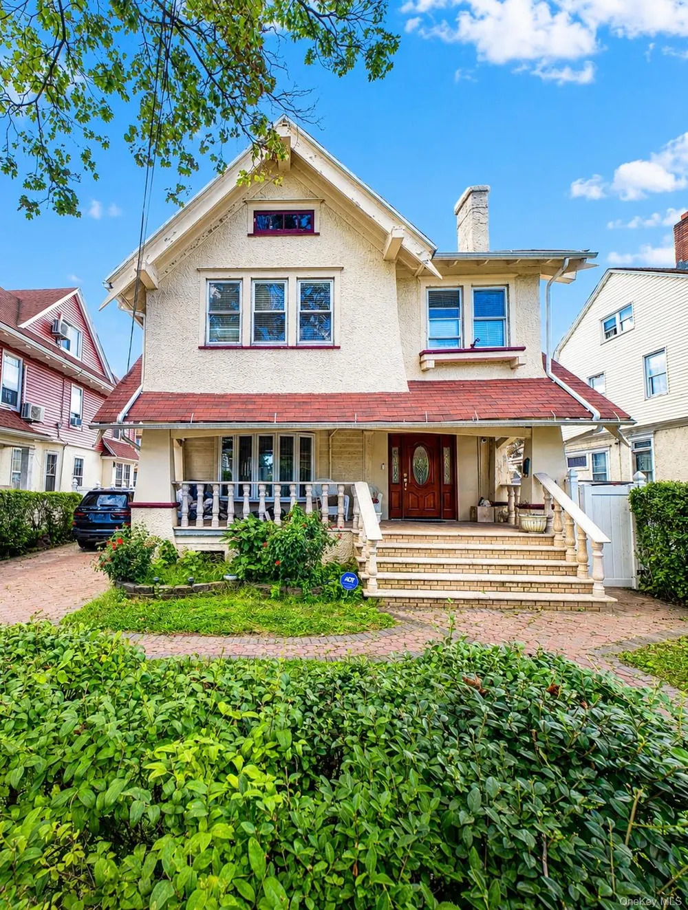 8564 104th Street Richmond Hill, NY 11418