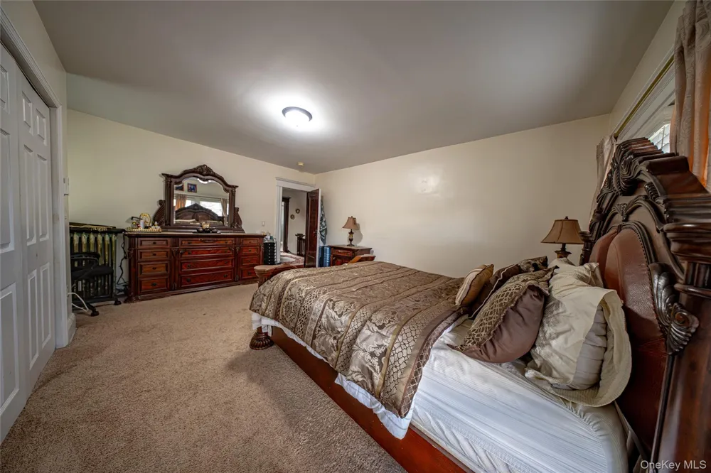 8564 104th Street Richmond Hill, NY 11418