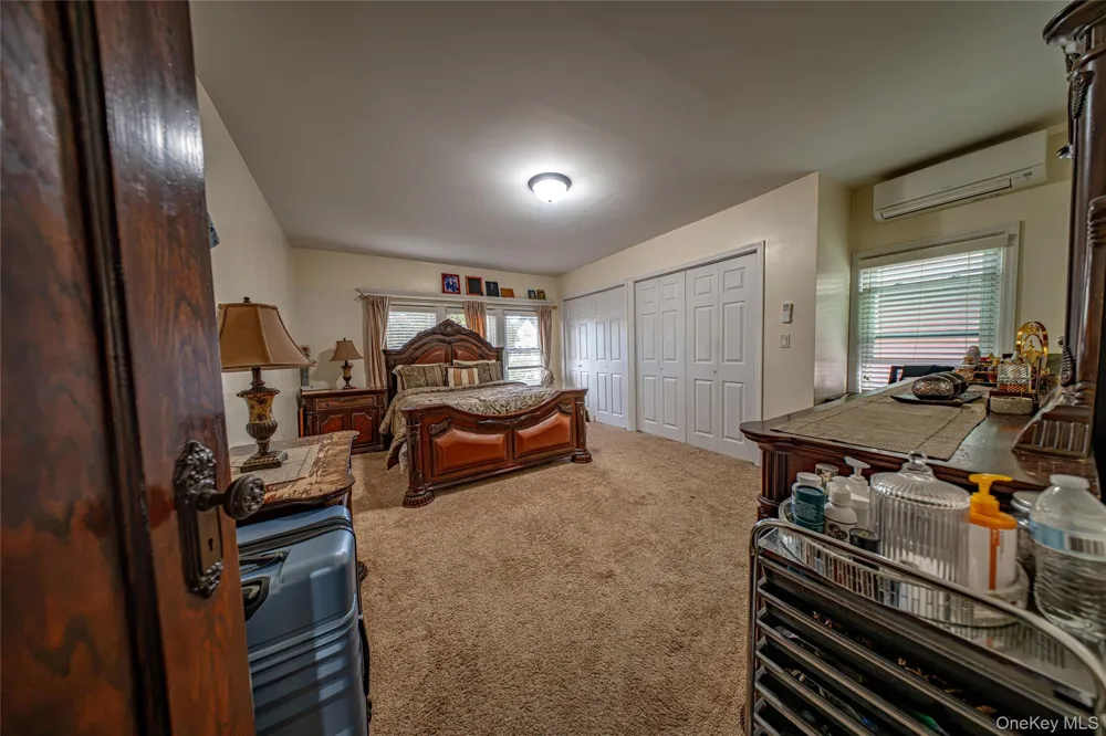8564 104th Street Richmond Hill, NY 11418