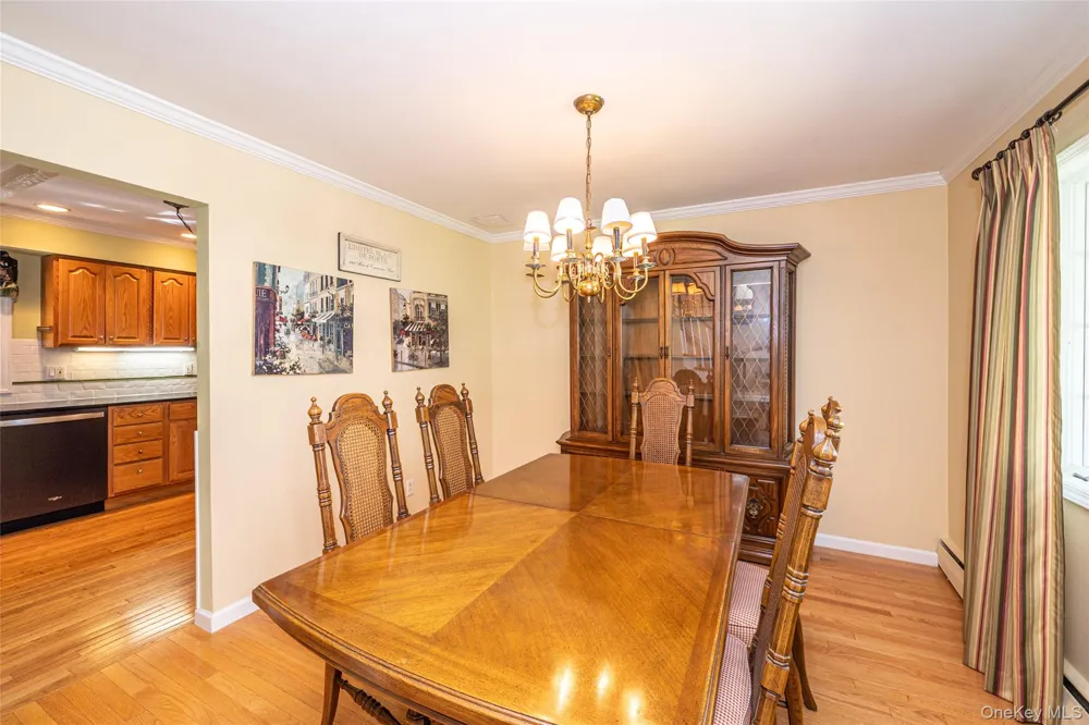 40 Somerset Drive Commack, NY 11725