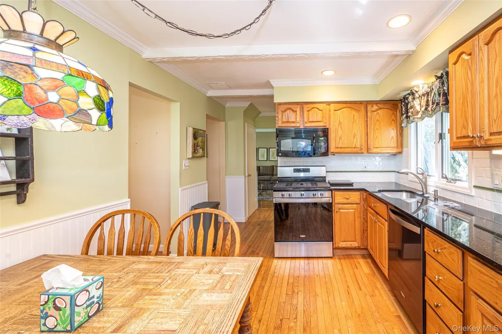 40 Somerset Drive Commack, NY 11725