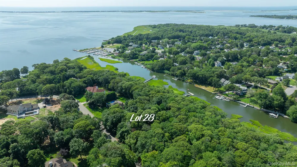 28 Inlet View Path East Moriches, NY 11940