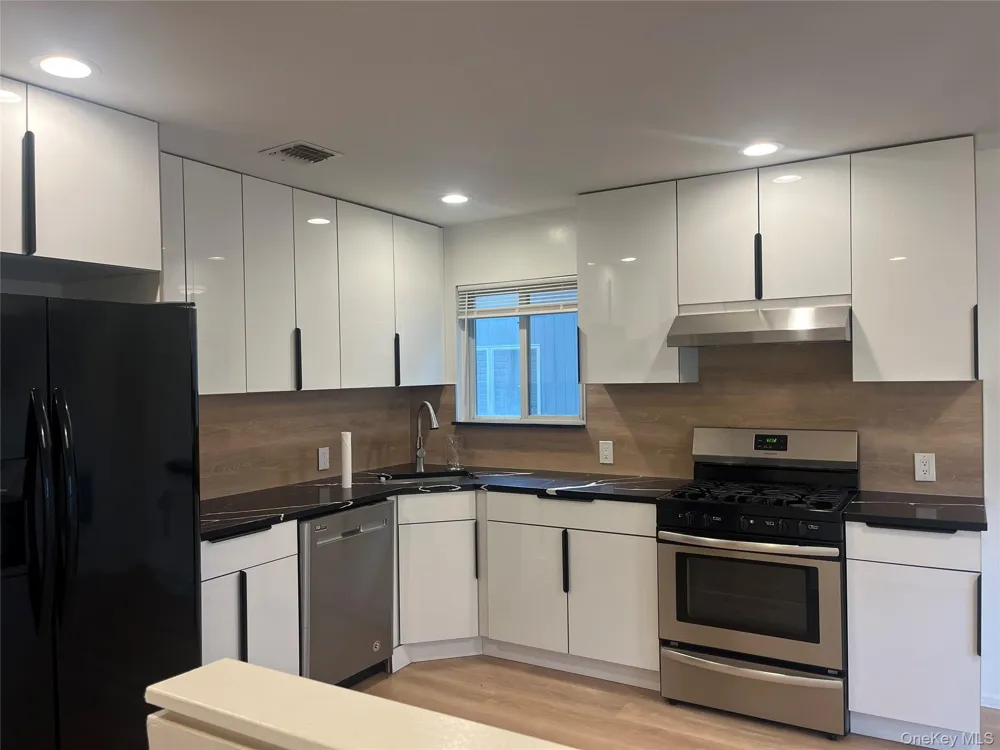 24 Kirkwood Road #A Port Washington, NY 11050