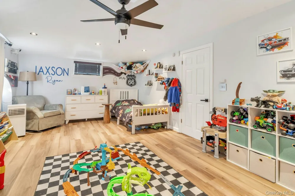 144 Cranberry Drive Mastic Beach, NY 11951