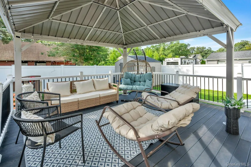 144 Cranberry Drive Mastic Beach, NY 11951