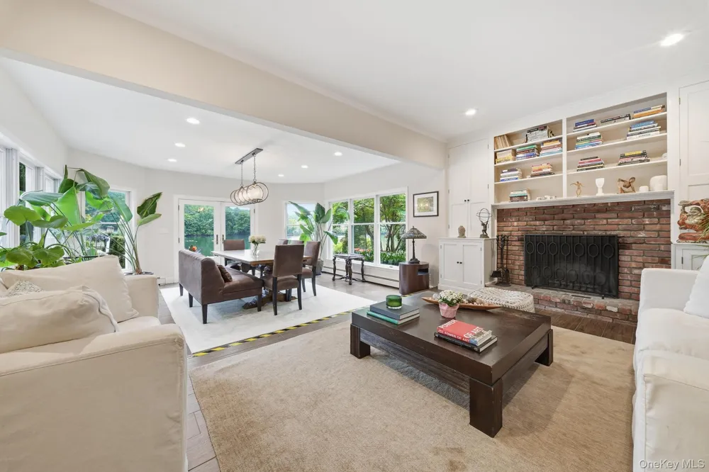 11 Prospect Road Centerport, NY 11721