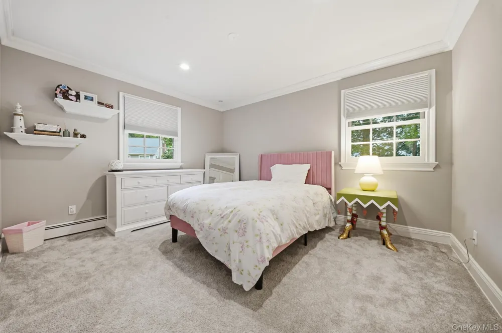 11 Prospect Road Centerport, NY 11721