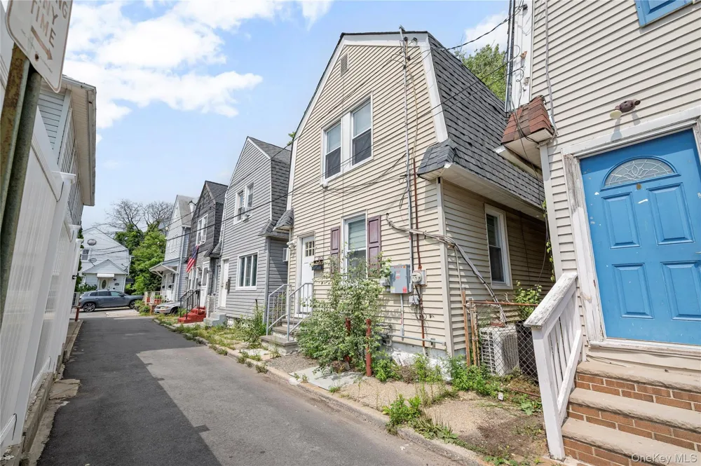 253 Court Place Cedarhurst, NY 11516