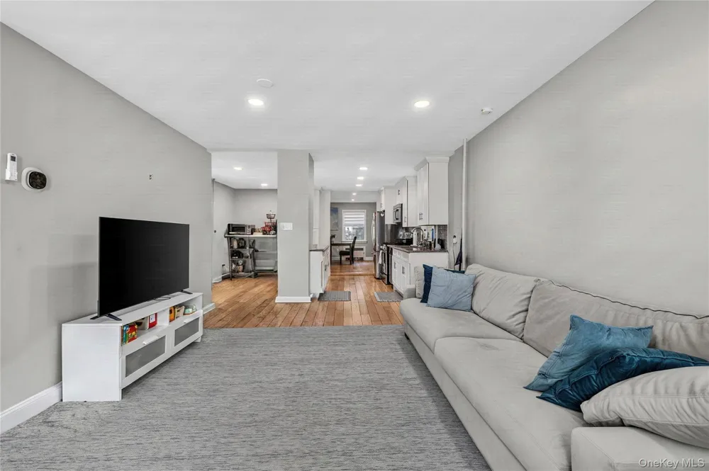 253 Court Place Cedarhurst, NY 11516