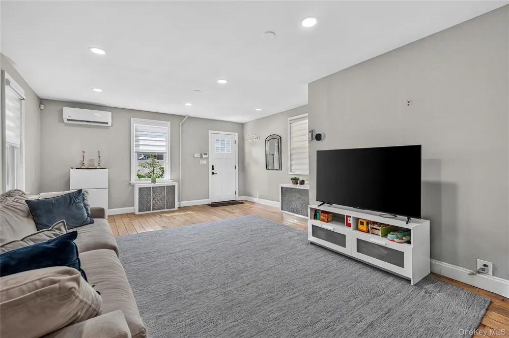 253 Court Place Cedarhurst, NY 11516