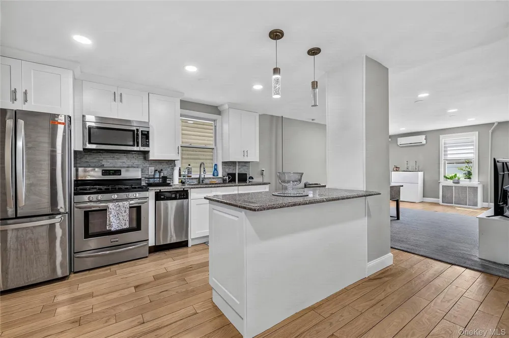 253 Court Place Cedarhurst, NY 11516