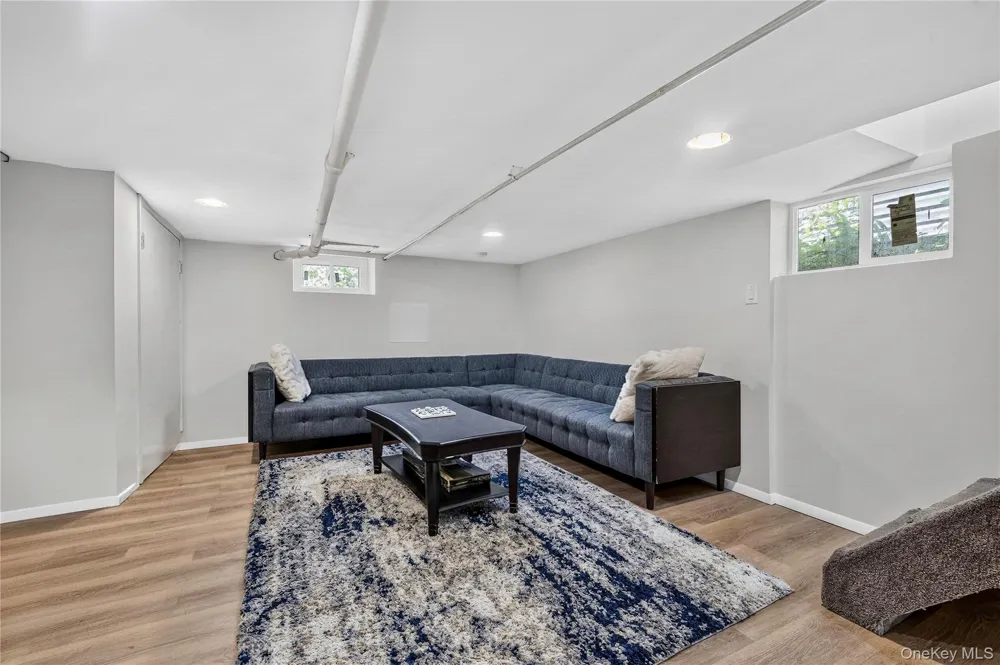253 Court Place Cedarhurst, NY 11516