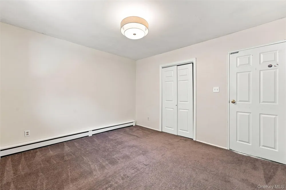 25 Harvey Lane Ronkonkoma, NY 11779