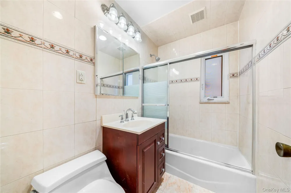 2031 36th Street Astoria, NY 11105
