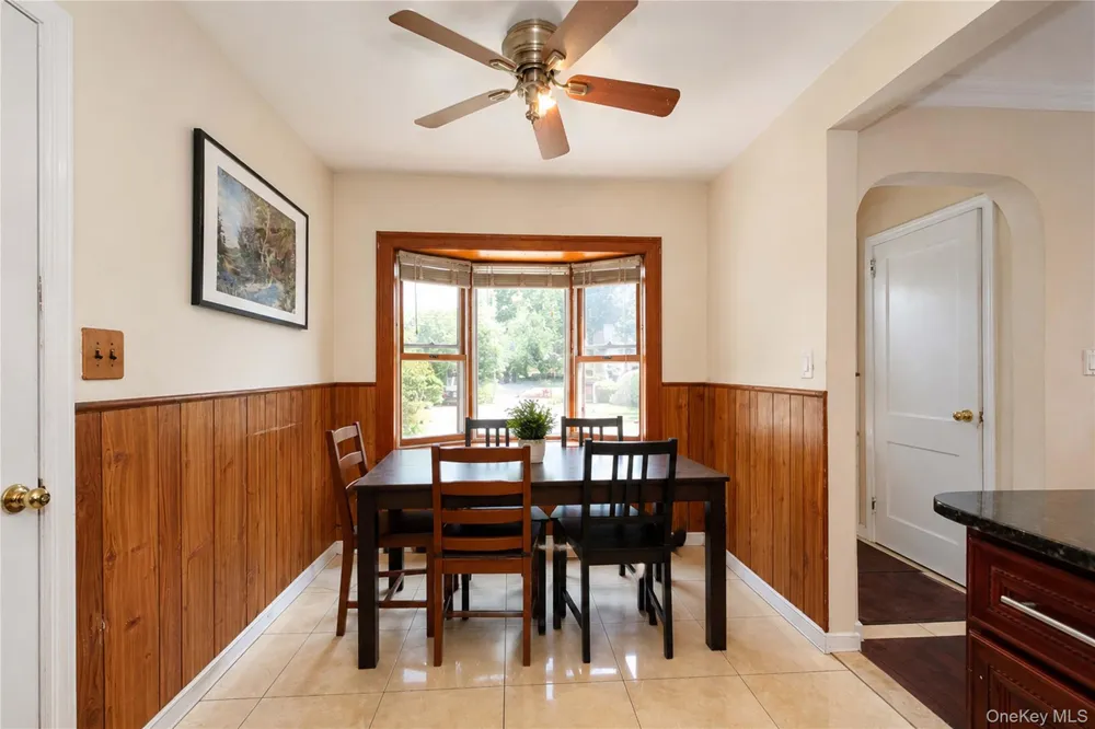 175 Latham Road Mineola, NY 11501