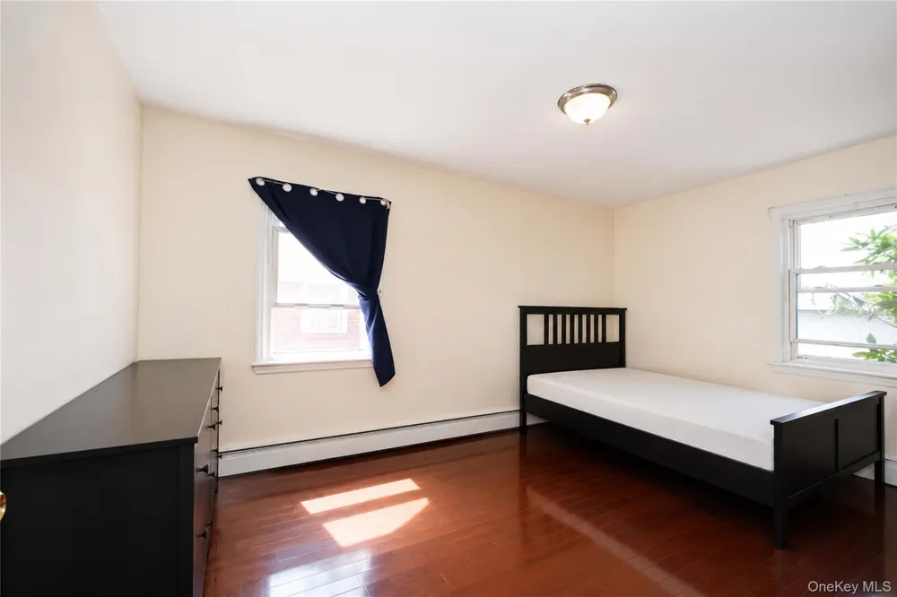 175 Latham Road Mineola, NY 11501