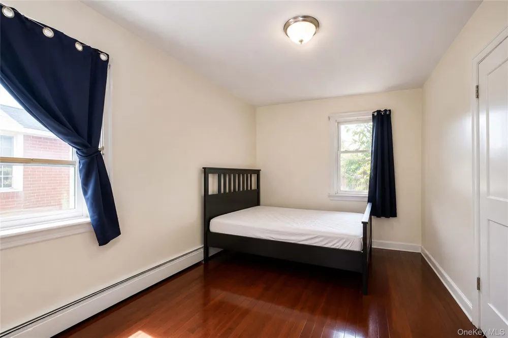 175 Latham Road Mineola, NY 11501