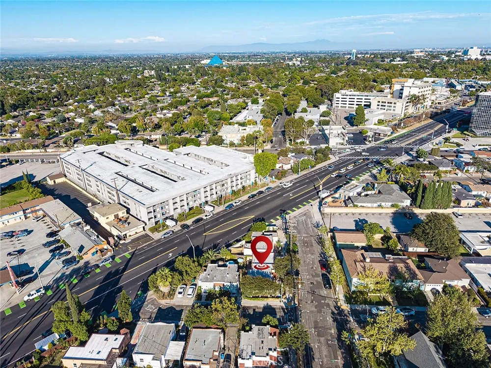 5001 E 14th Street Long Beach, CA 90804