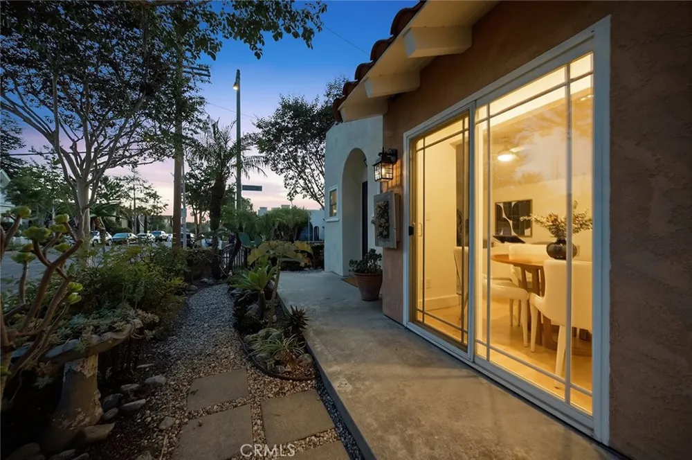5001 E 14th Street Long Beach, CA 90804